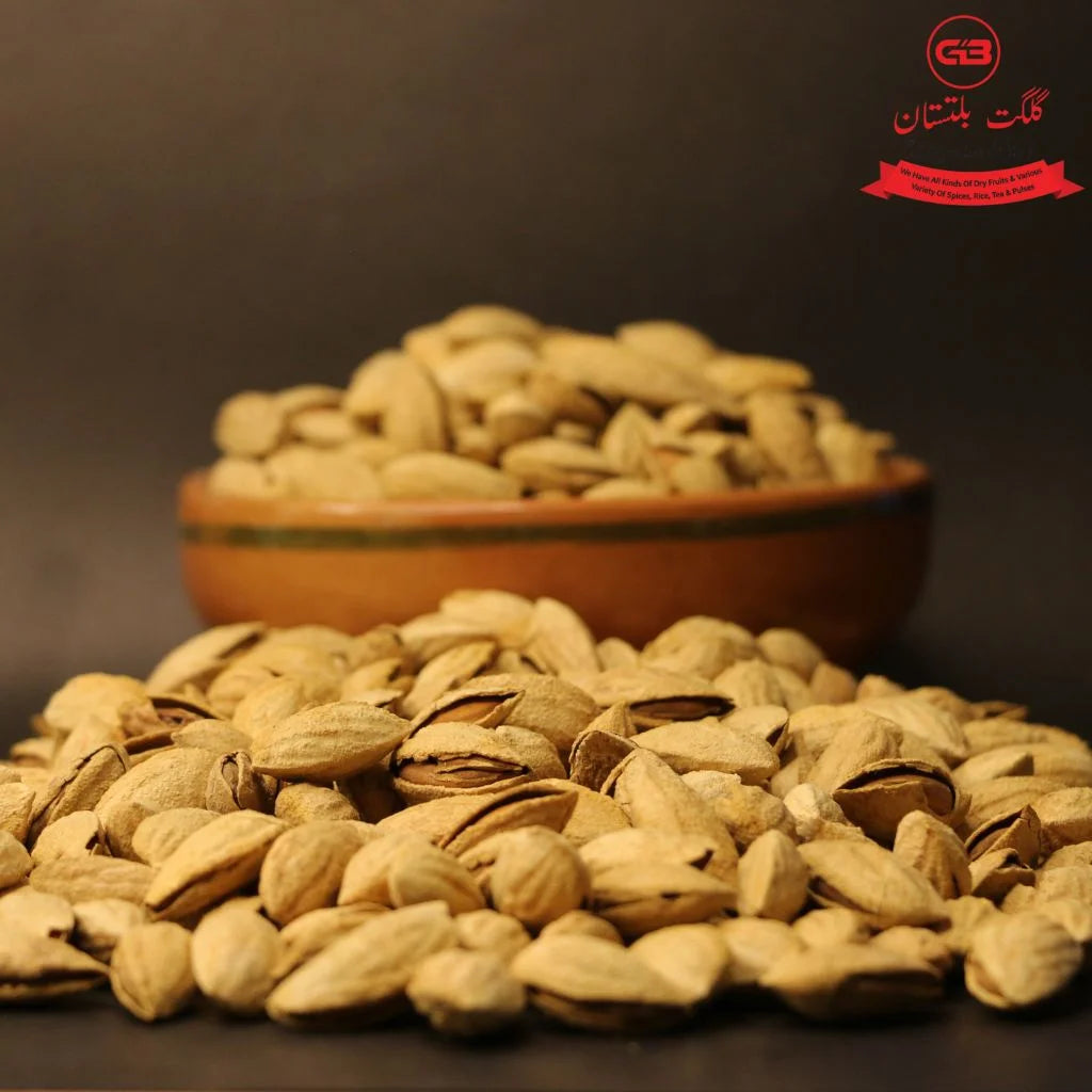 Badam Mongphli (Almond)