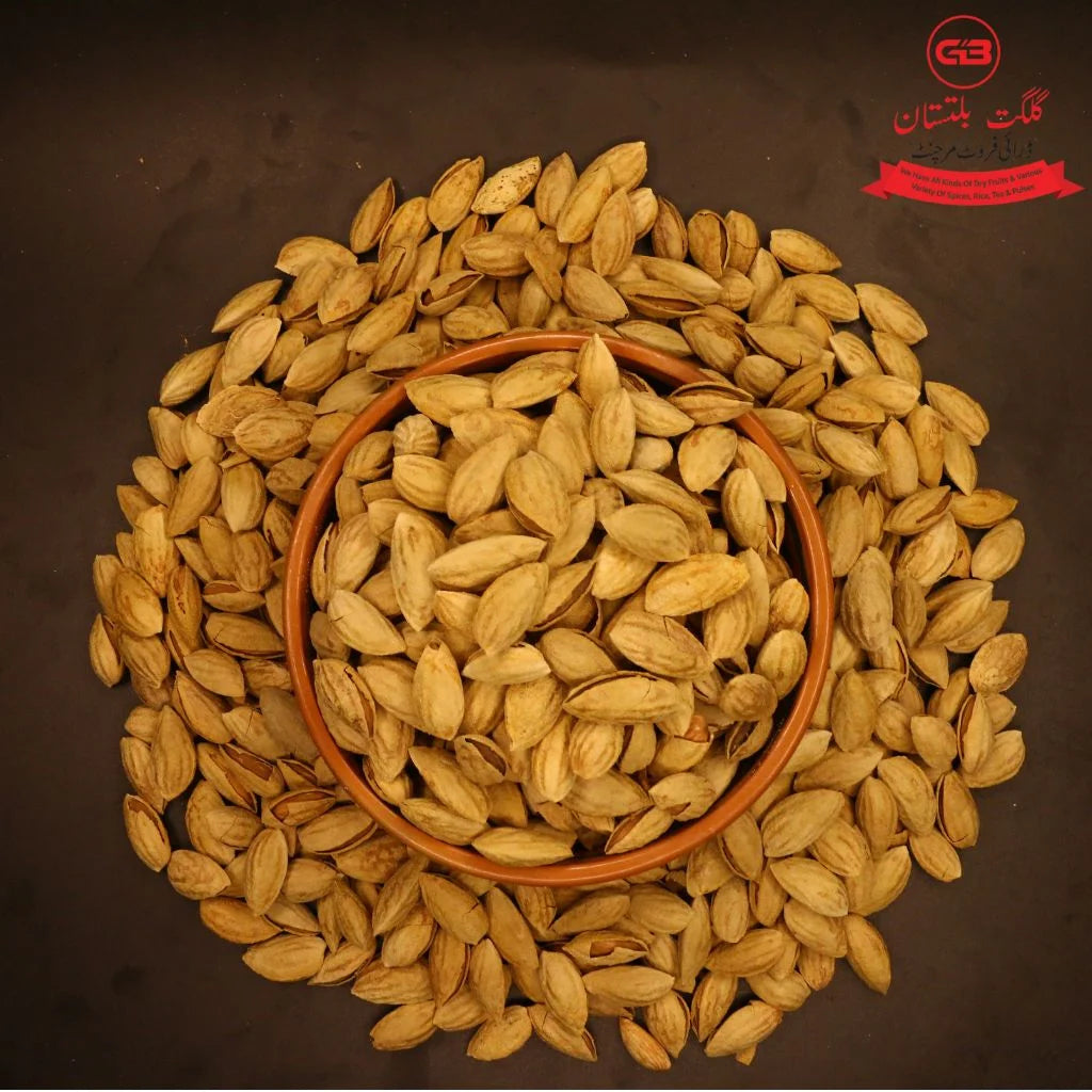 Badam Mongphli (Almond)