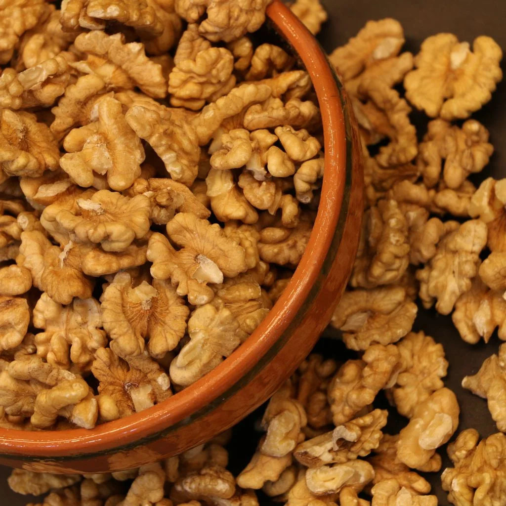 Akhrot giri (Walnut)